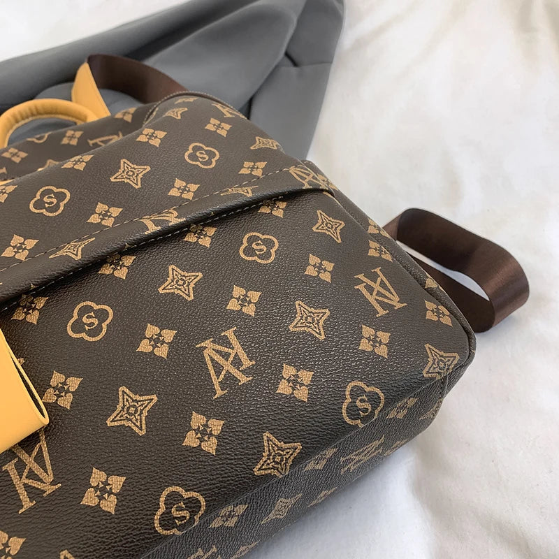 Classic Designer Purse Bag For Women Featuring Solid Color And Trendy Logo In Paris Fashion Good Vibrations