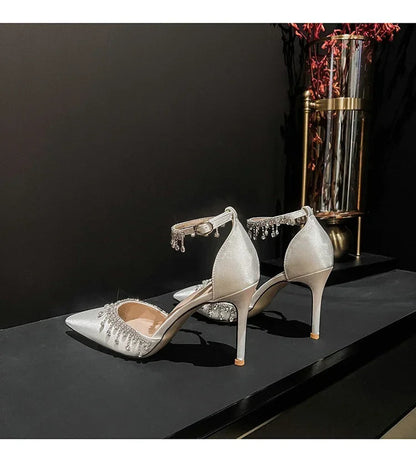 Comemore 2025 White Wedding Bridesmaid Shoes Satin Fashion Rhinestone Fringe Chain High Heels Black Temperament Elegance Pumps Good Vibrations