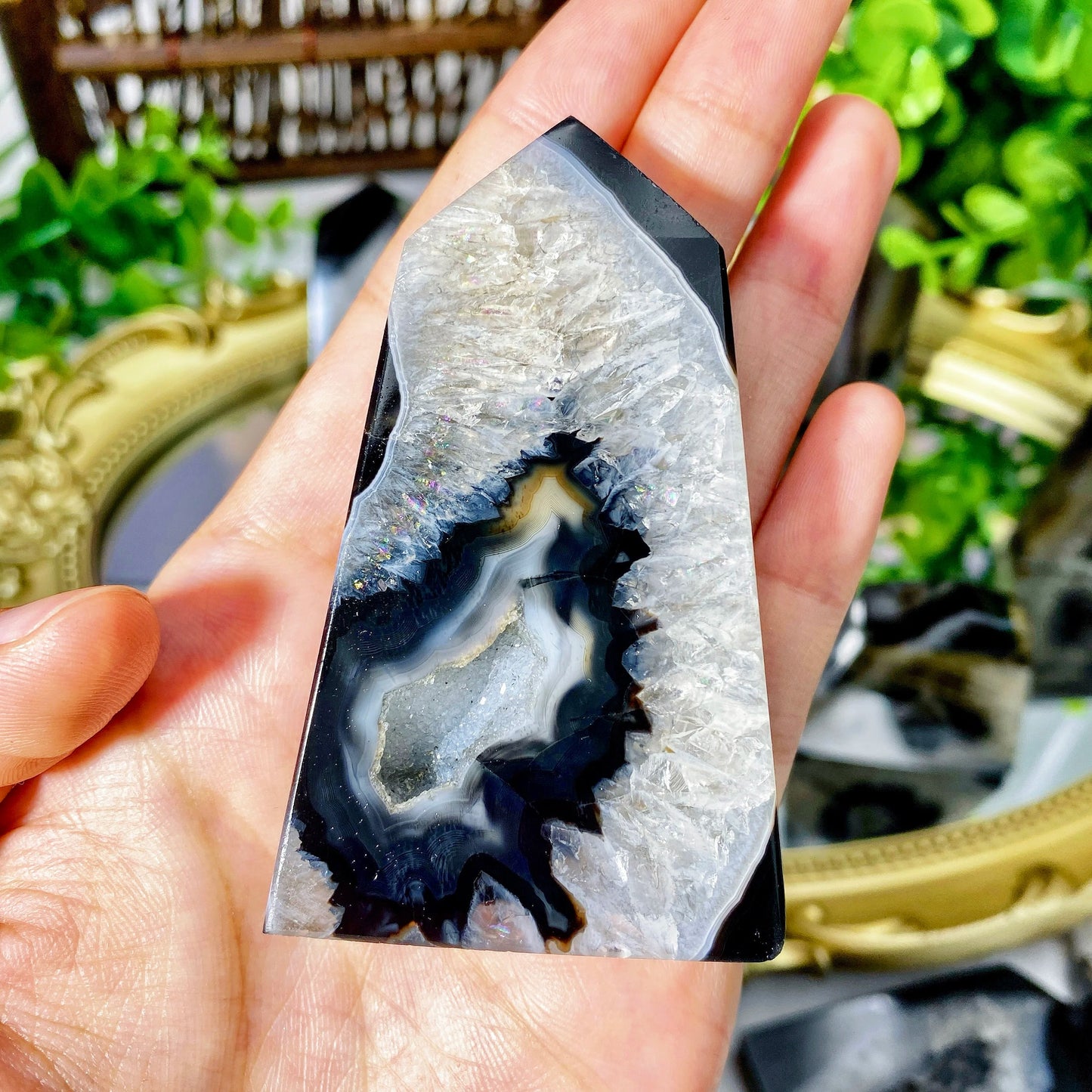 1PC Random High Quality Black Sardonyx Geode Agate Point,Natural Crystal Point,Home Decoration,Glitter,Christmas Gift Good Vibrations