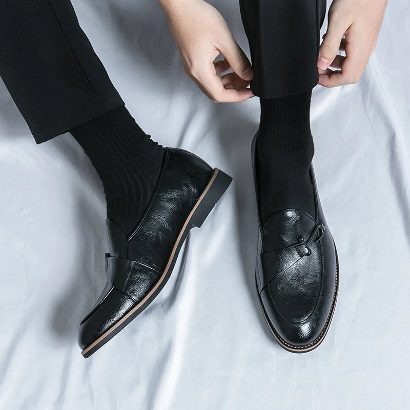 Black Loafers for Men Fashion Stone Pattern Men's Formal Monk Shoes Business Handmade Leather Men's Social Shoes Driving Shoes Good Vibrations