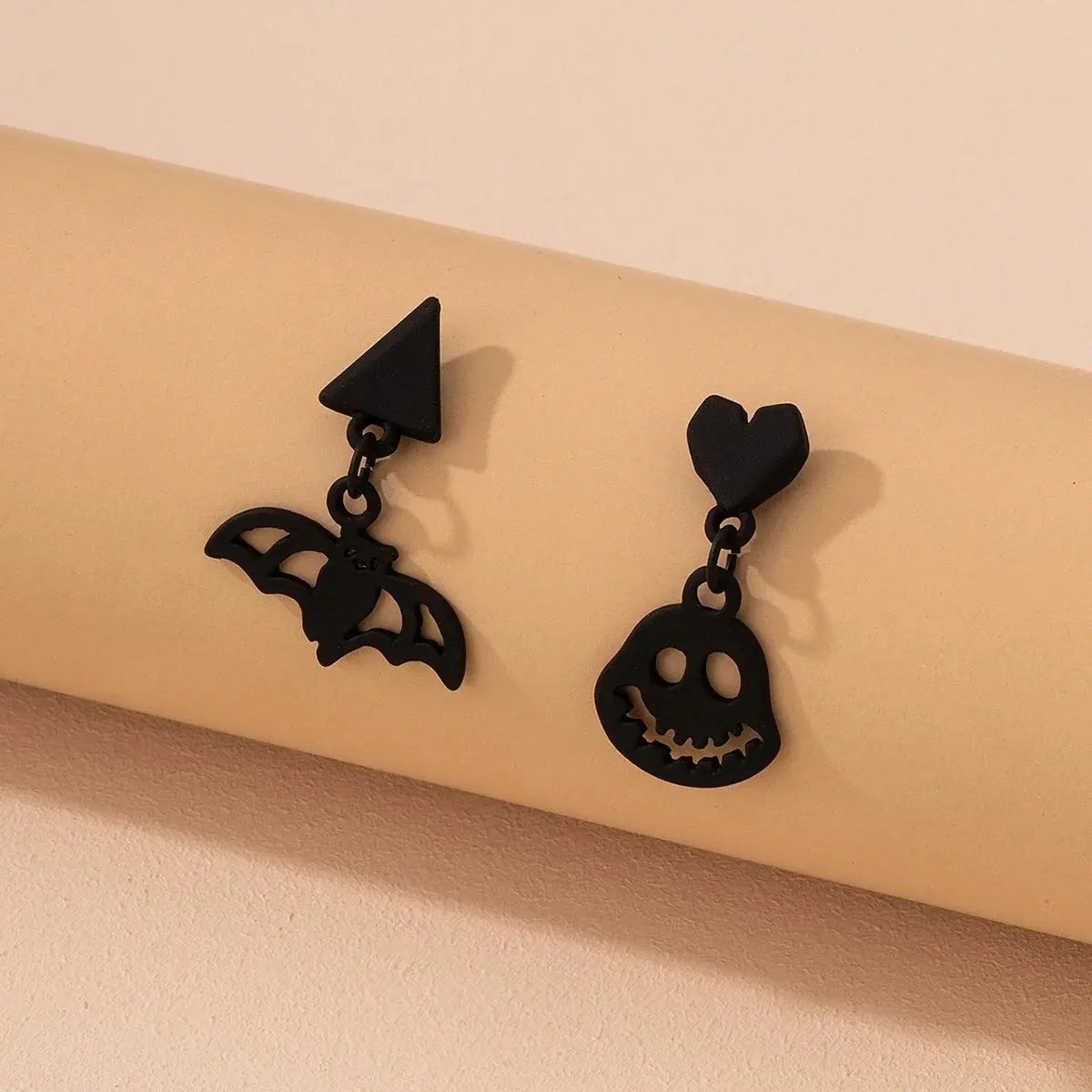 New Ear Nails Halloween Series Style Personalized Ghost Skull Bat 3D Color Preserving Good Vibrations