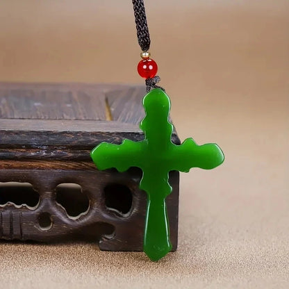 New fashion cross pendant necklace, the same for men and women, simple and versatile fashion and new Good Vibrations