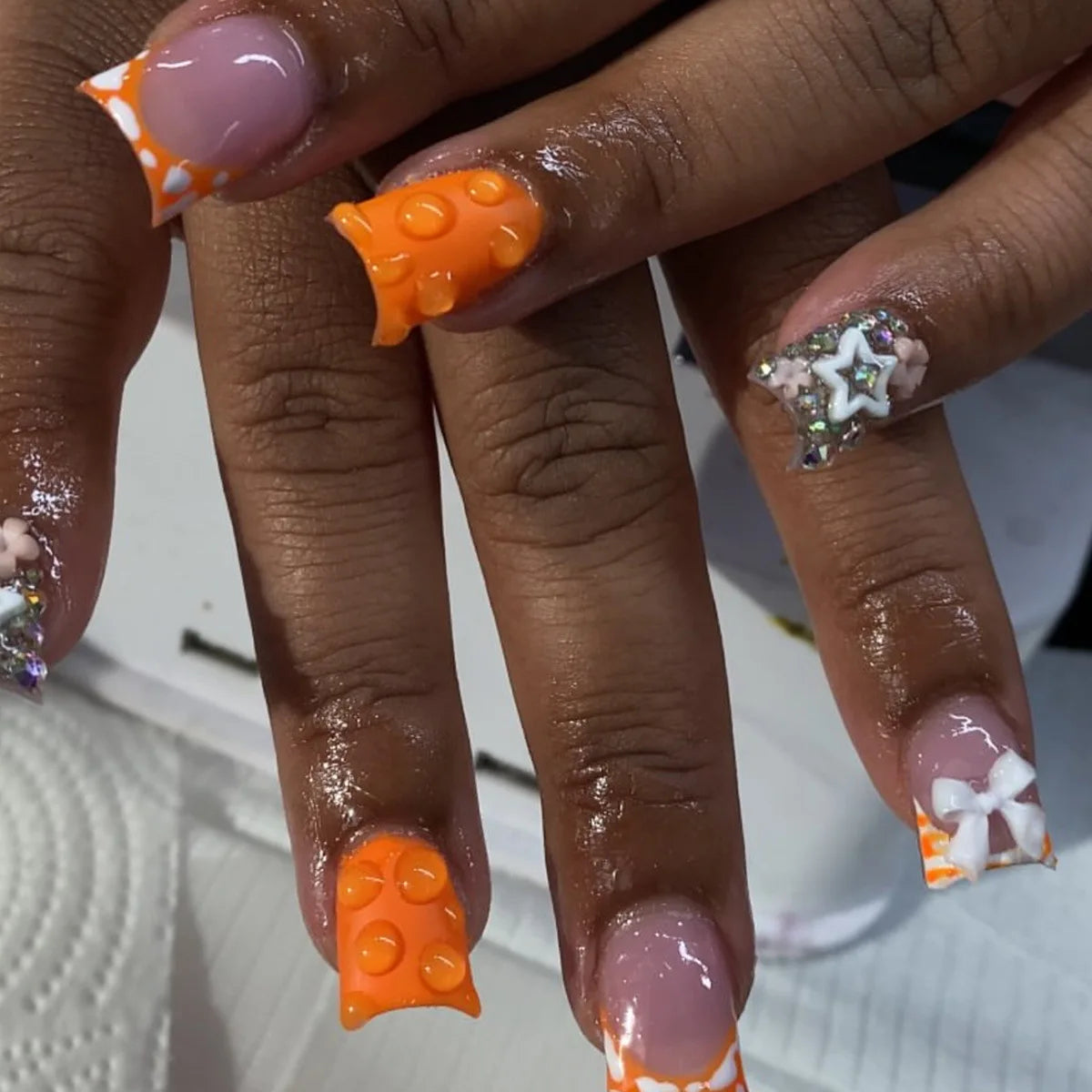 24pcs Nude Pink Sweet Fake Nails Short Duckbill Leopard Print French False Nails With 3D Bowknots Butterfly Cherry Press On Nail Good Vibrations