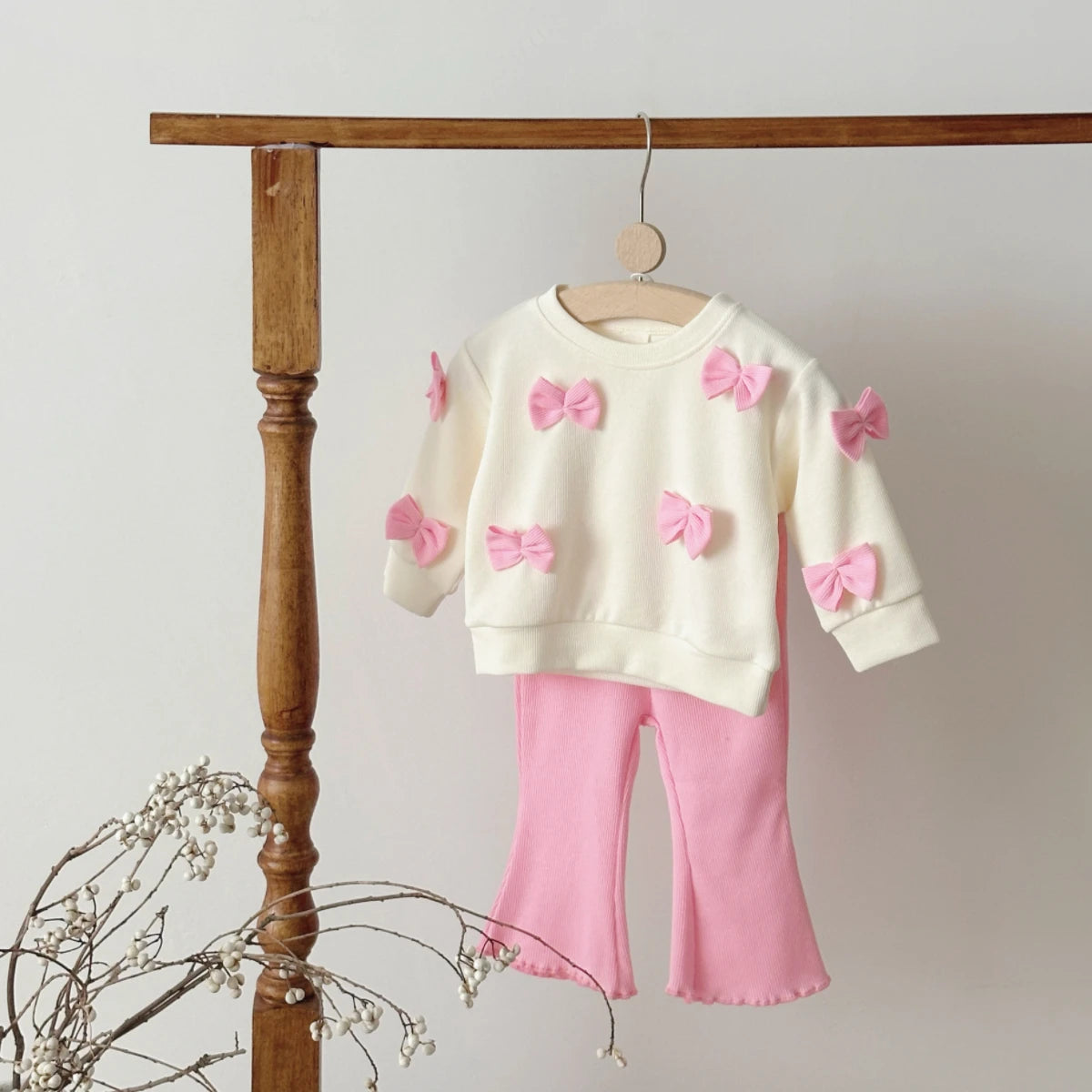 2025 Spring Autumn New Kids Cute Bowknot Long Sleeved Outfit Set Baby Boy Girl Cartoon Casual Tracksuit Pink Flared Pants Suit Good Vibrations