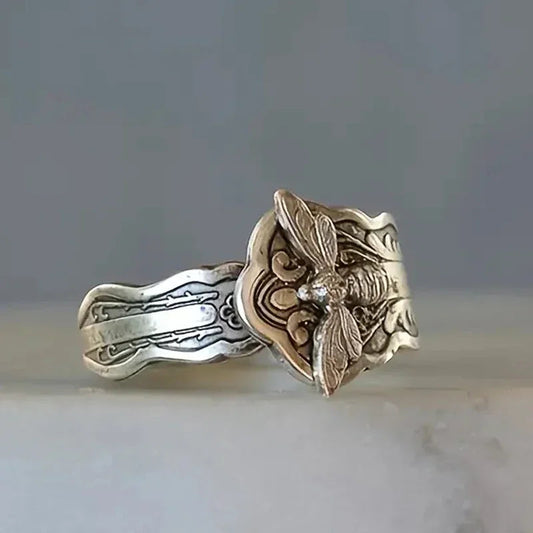 Vintage Bee Rings for Women Metal Finger Accessories Stylish Daily Wear Girls Ring Party Hip Hop Animal Statement Jewelry Good Vibrations
