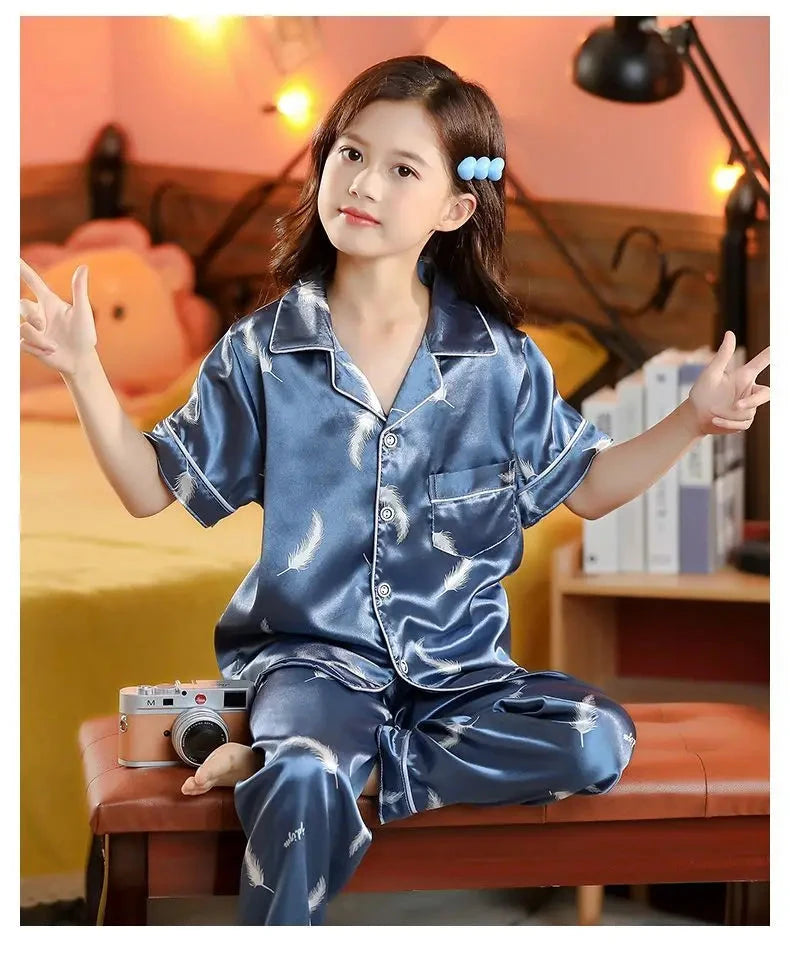 New Kids Spring Autumn Silk Satin Pajamas Set Girls Cartoon Button-Down Long Sleeve 2 Pieces Tops+Pants Sleepwear Pyjama Clothes Good Vibrations