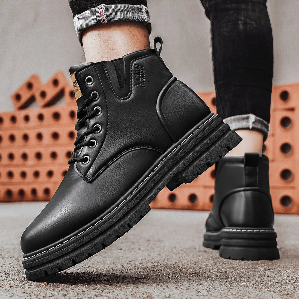 Boots Men All Season Outdoor Work Shoes Anti Slip and Comfortable Black Ankle  Boots Fashionable British Casual Denim Boots 2025 Good Vibrations