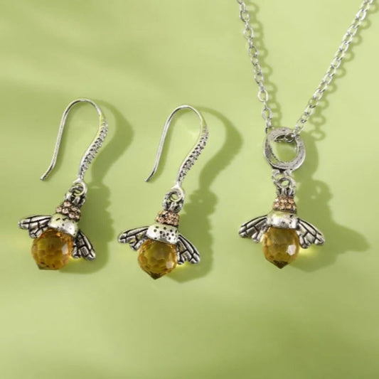 Charming Bee-inspired Jewelry Set - Glamorous Crystal Zirconia Earrings and Silver Plated Necklace and Bracelet Good Vibrations
