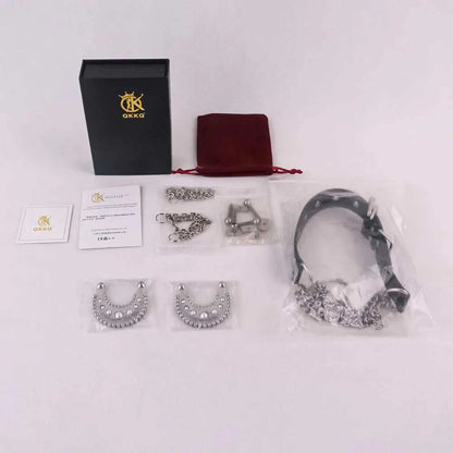 QKKQ 1 Pair Female Metal Bondage Nipple Clamp Set with Accessories and Packaging.