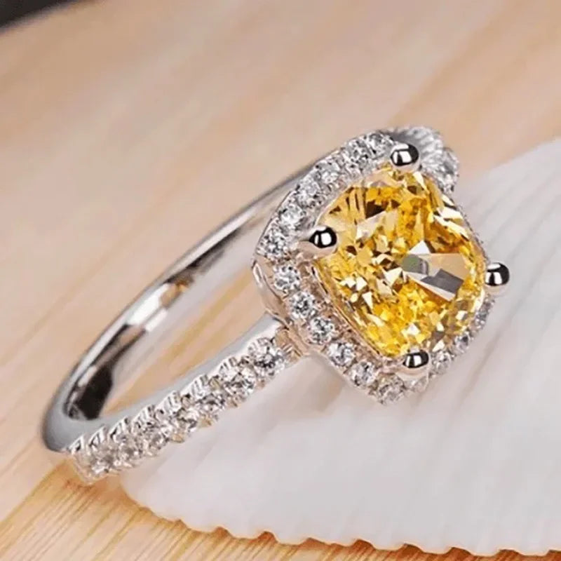 New Elegant Yellow Cubic Zirconia Women Rings Luxury Wedding Anniversary Party Lady's  Accessories Bright Fashion Jewelry Good Vibrations