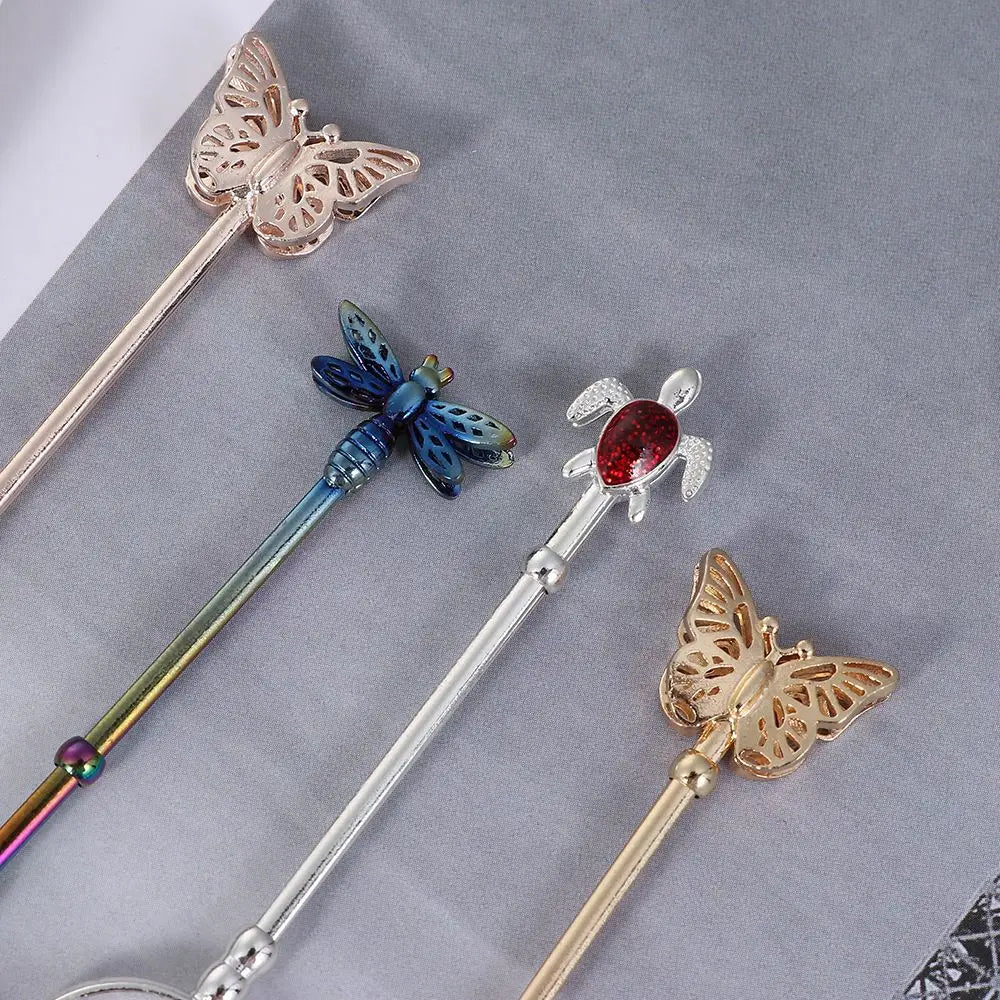 1Pcs Cigarette Hand Holder Smoking Accessories Finger Ring For Women Men Adjustable Slim Cigarettes Clip Smoking Holder Cuprum Good Vibrations Adult Super Store