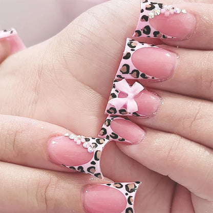 24pcs Nude Pink Sweet Fake Nails Short Duckbill Leopard Print French False Nails With 3D Bowknots Butterfly Cherry Press On Nail Good Vibrations