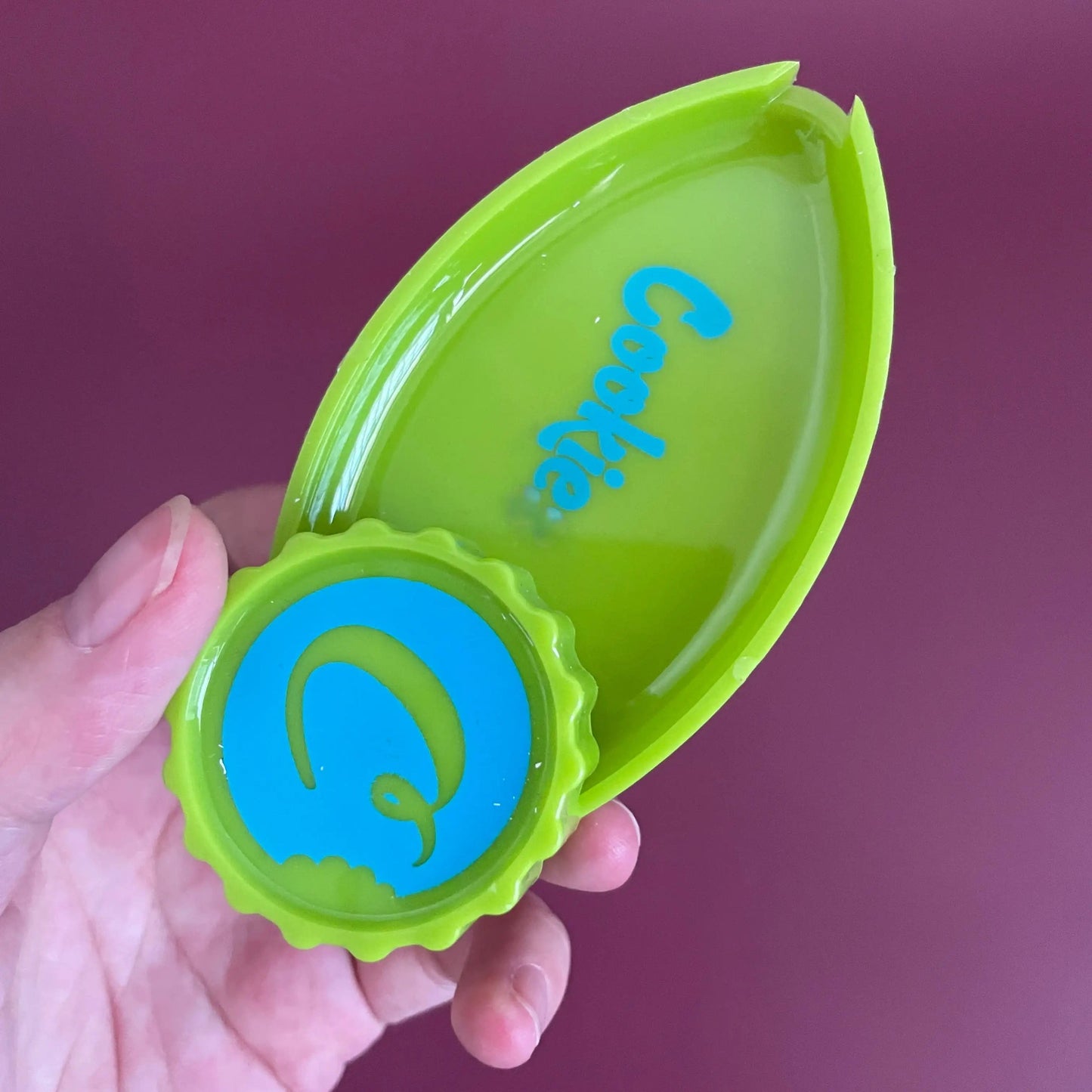 2 IN 1 Crusher with Mini Tray Cheap Plastic Wholesale Crusher Good Vibrations Adult Super Store