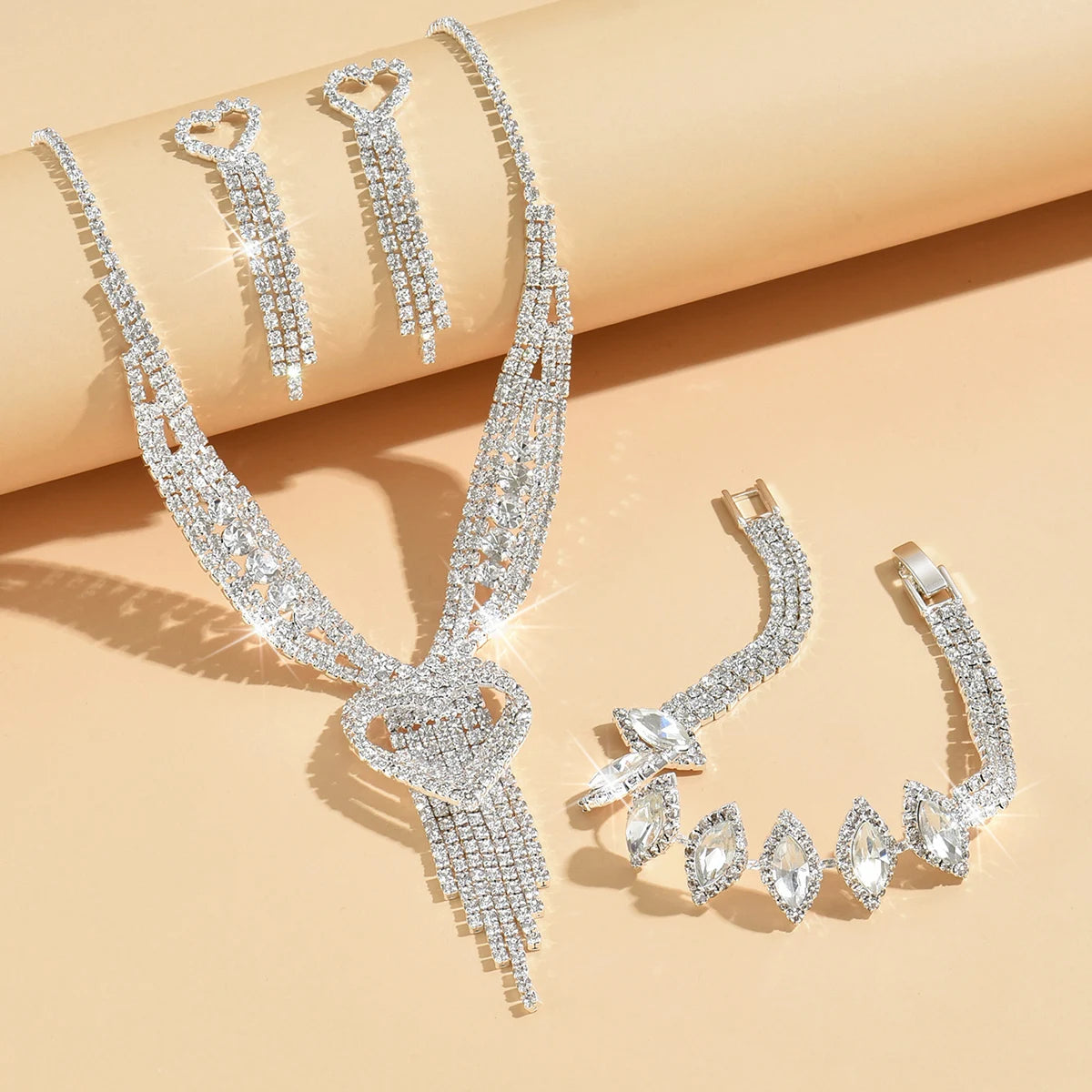 Ladies' jewelry, equipped with rhinestone tassel earrings, necklaces, bracelet sets, wedding party accessories Good Vibrations