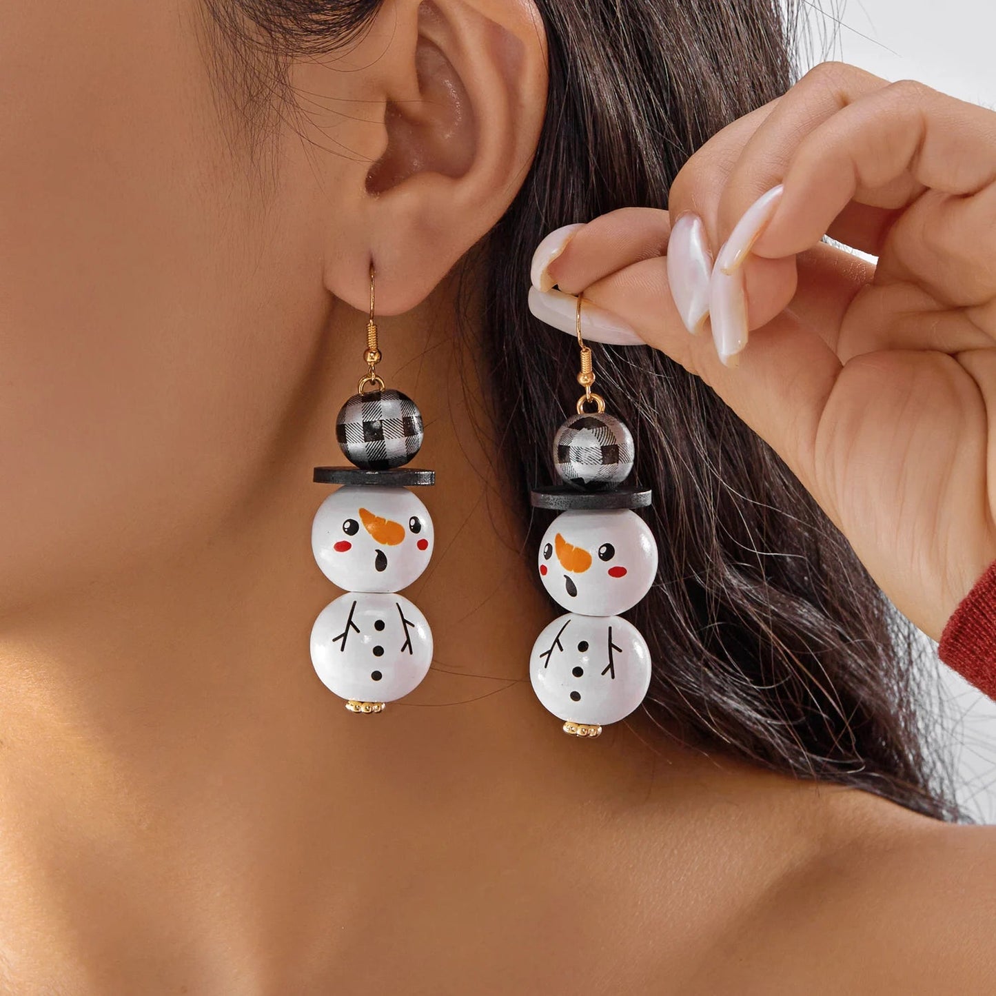 Cartoon Wooden Snowman Dangle Earrings For Women Wear A Hat Cute Santa Claus Wood Beads Earring Christmas Party New Year Gifts Good Vibrations