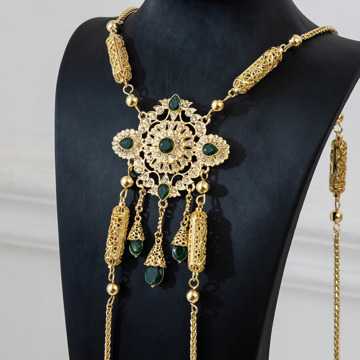 A Kraft Bridal Shoulder Chain Jewelry With Carved Metal Pattern Handmade Arabic Gorgeous Wedding Dress Body Chain In Middle East Good Vibrations