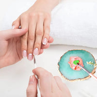 Resin Nail Art Painting Palette, Gold Trim Resin Nail Art Mixing Palette for Nail Polish Color Mixing Good Vibrations