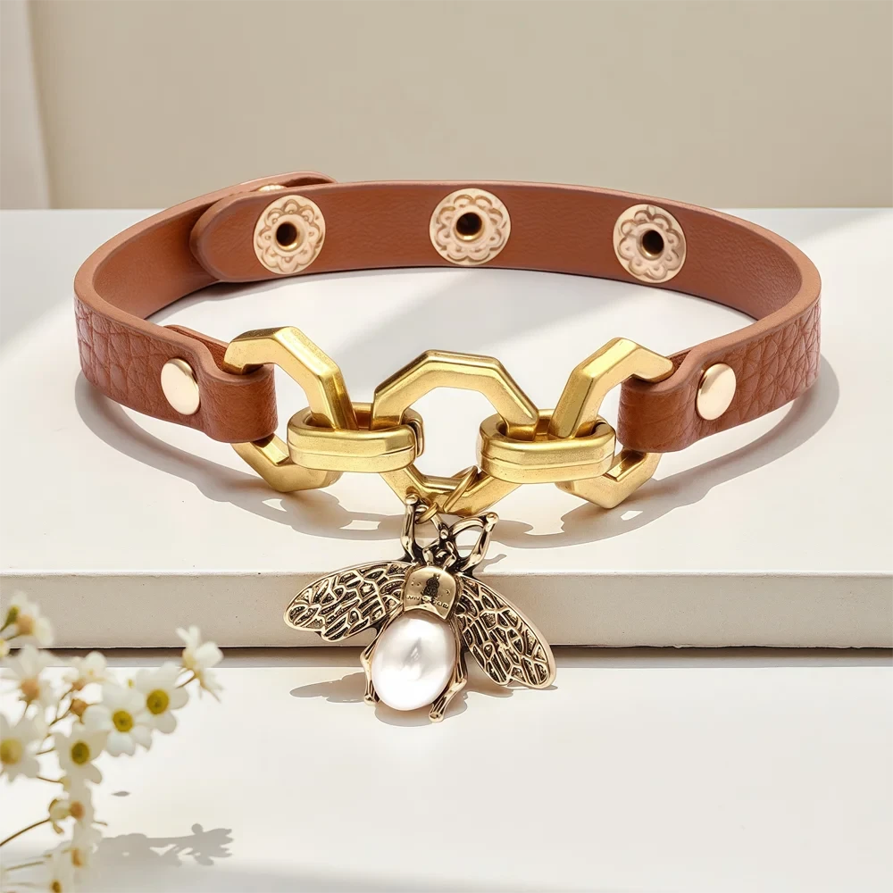 Charmsmic New Vivid Bee Pendant Charms Bracelets & Bangles For Women Punk Style Brown PU Leather Metal Button Jewelry 2024 Good Vibrations