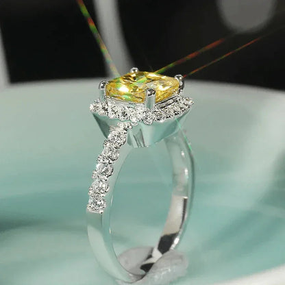 New Elegant Yellow Cubic Zirconia Women Rings Luxury Wedding Anniversary Party Lady's  Accessories Bright Fashion Jewelry Good Vibrations