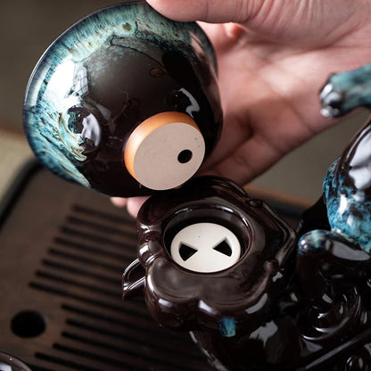 1 set of creative lazy tea set, semi-automatic horse teapot, magnetic rotating water guide tea set, Chinese Kung Fu tea set Good Vibrations