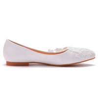 Plus size 35-43 elegant lace wedding dress shoes for women 2025 summer pointed toe flats low heels ladies white loafers Good Vibrations