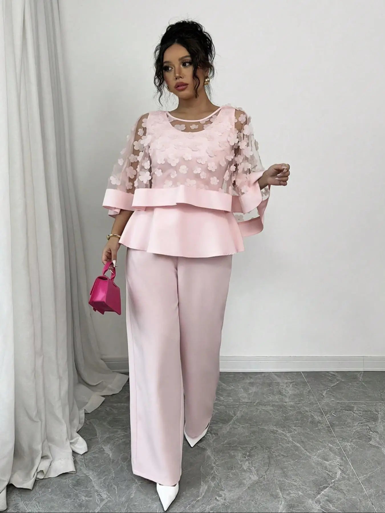 Plus Size Women's Two-Piece Set, Casual Floral and Plain Design, Moderate Thickness for All Seasons Good Vibrations