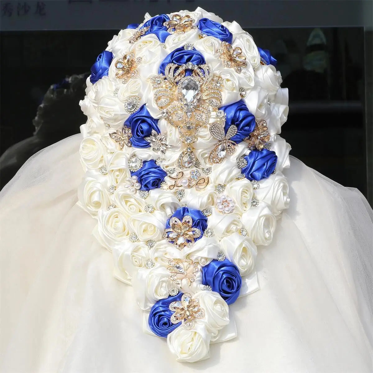 High quality Crystal Bride Waterfall Bouquet Bridesmaids Accessories Handmade Satin Rose Elegant Wedding Flowers Bridal Bouquet Good Vibrations