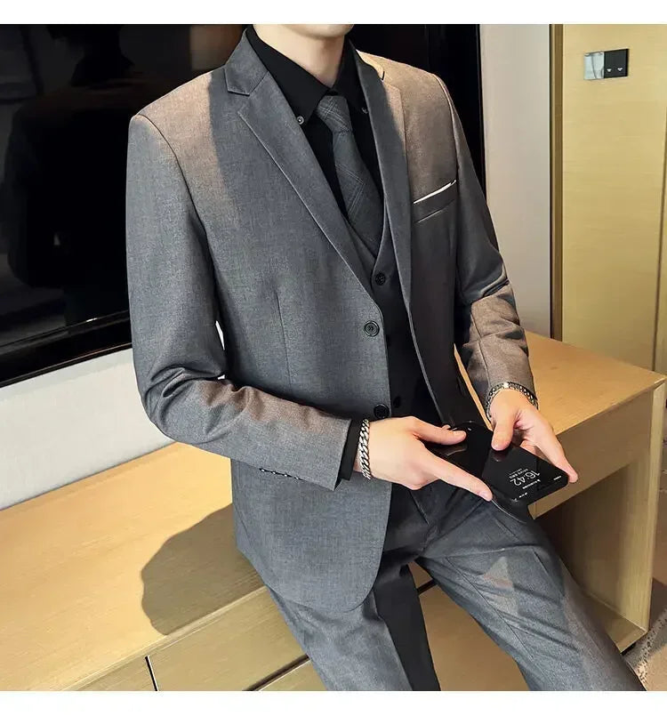 Suit (suit +Vest+Pants) Formal Business Men Four Seasons Professional Fashion Gentleman Solid Color Outdoor British Style Suit