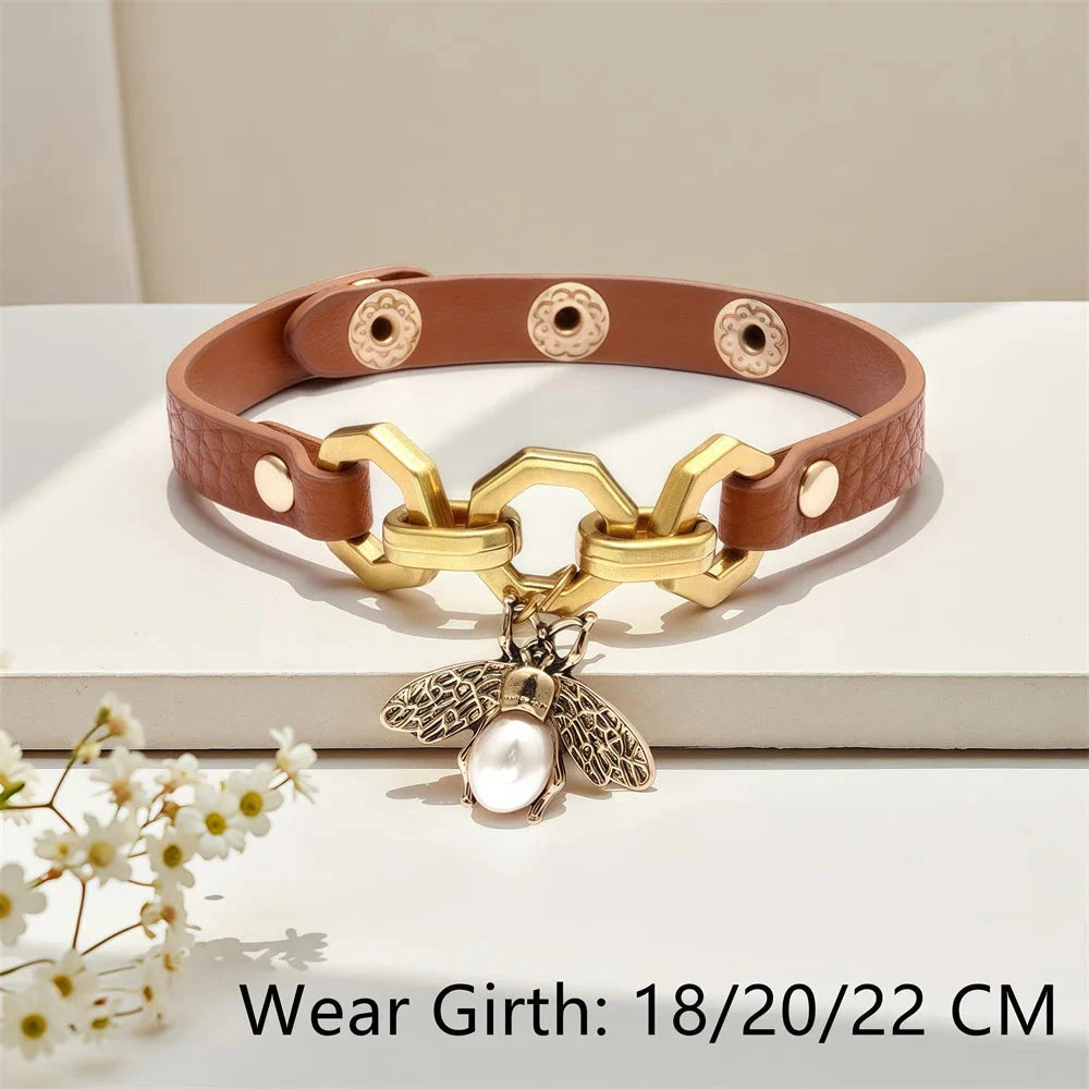 Charmsmic New Vivid Bee Pendant Charms Bracelets & Bangles For Women Punk Style Brown PU Leather Metal Button Jewelry 2024 Good Vibrations