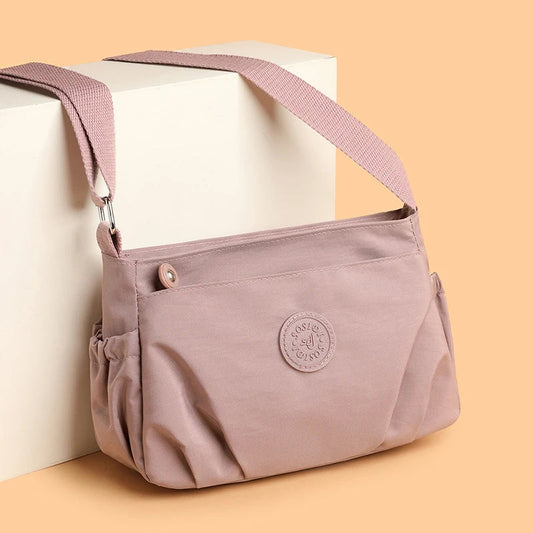 Simple new solid-color shoulder bag for women, lightweight and casual, versatile for all occasions, small square bag for outdoor Good Vibrations