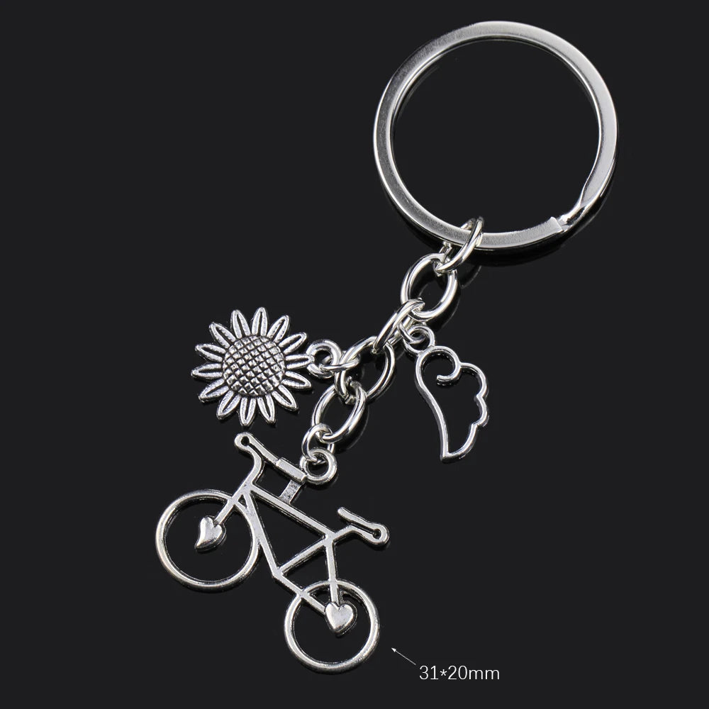 Fashion Animal Women Keychain Car Moon Cat Dog Love Heart Key Chain Friends Gift Jewelry Bag Pendant Wing Evil Eye Angel Turtles Good Vibrations