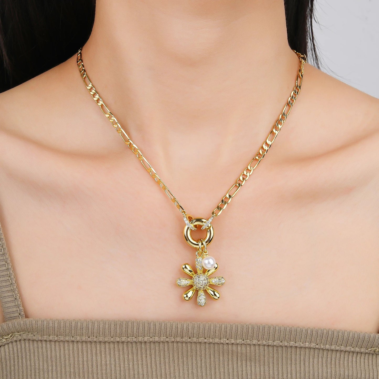 New Arrival Luxury Botanical Flower Sunflower Zirconia Pendant Necklace Glamorous for Woman Girl New Trend Neck Jewelry Gift Good Vibrations Adult Super Store