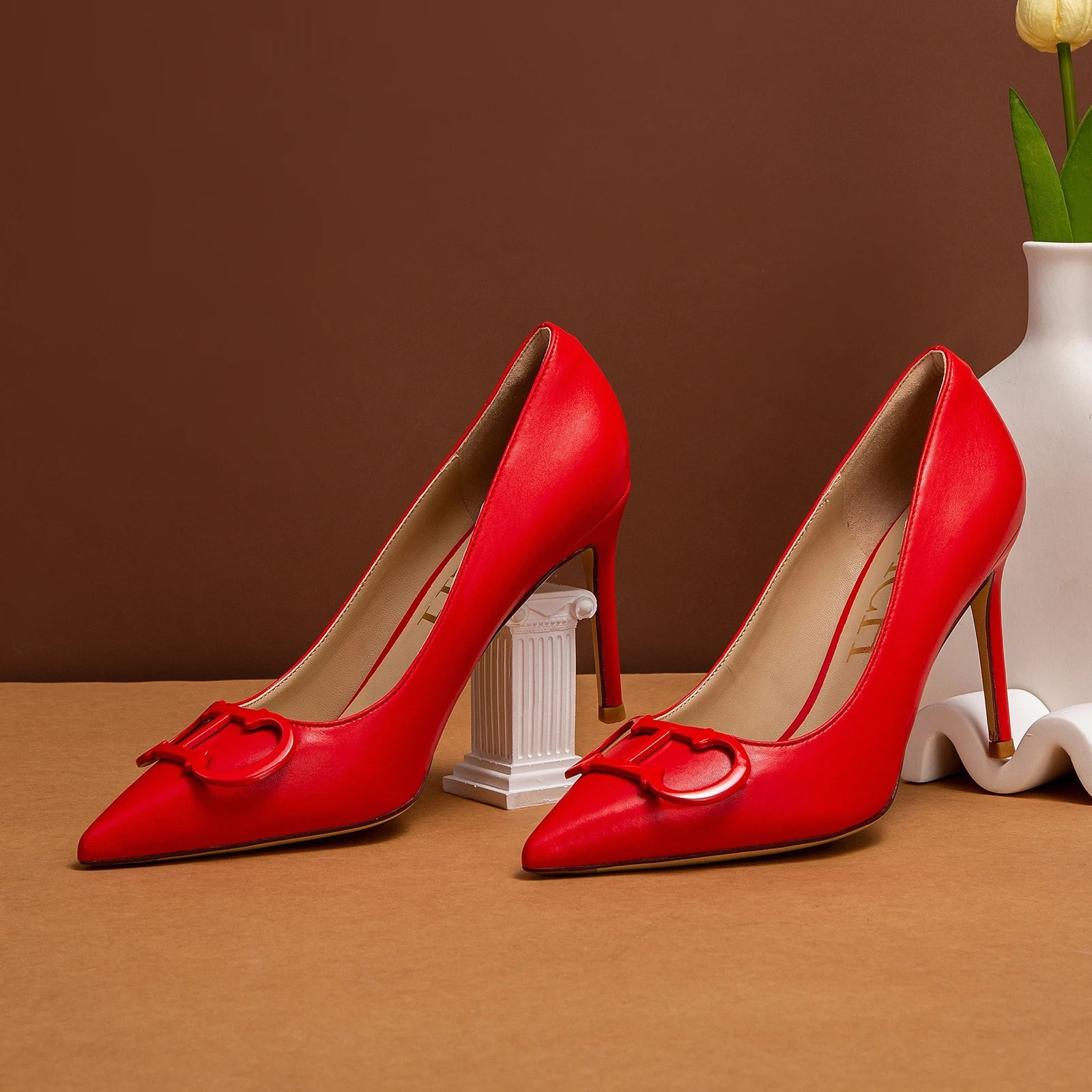 Red high heels 5-8cm pointed fine heel sexy leather shoes with evening dress banquet shoes luxury brands Good Vibrations