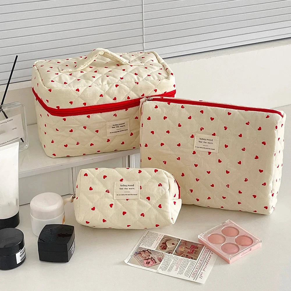 Ins Fashion Heart Women Quilted Makeup Bag Large Capacity Toiletry Cosmetic Storage Pouch Handbag Ladies Zipper Make Up Bag Good Vibrations