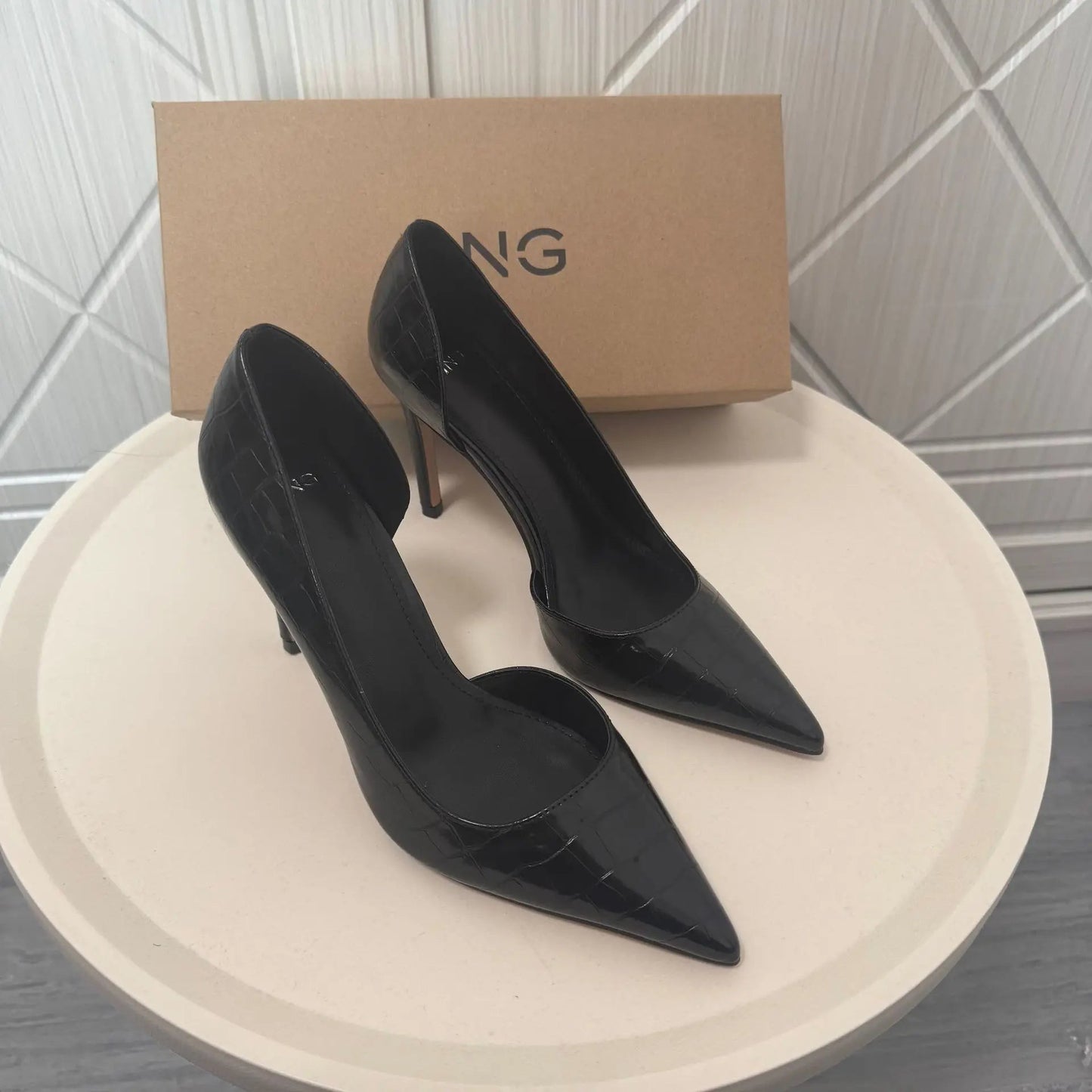 Women's High Heels Pointed Toes Elegant Fashion Sexy PU Leather Single Shoes Peep Toe Stiletto Heels Female Luxury Pumps Slip-on Good Vibrations