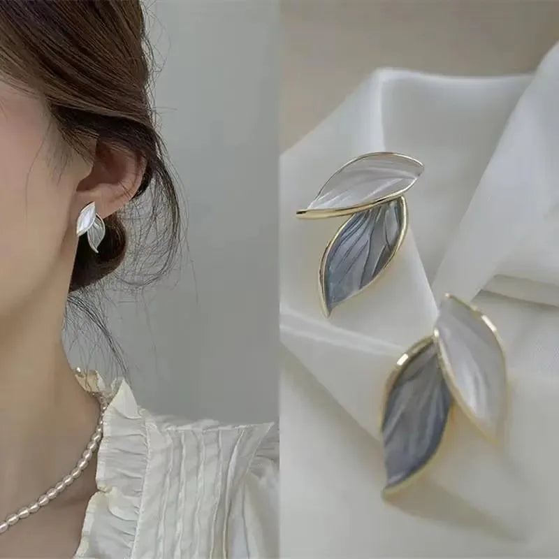 925 Silver Needle Korean Fashion Zircon Geometric Earrings For Women Jewelry 2026 Trending Luxury Crystal Cross Stud Earrings Good Vibrations