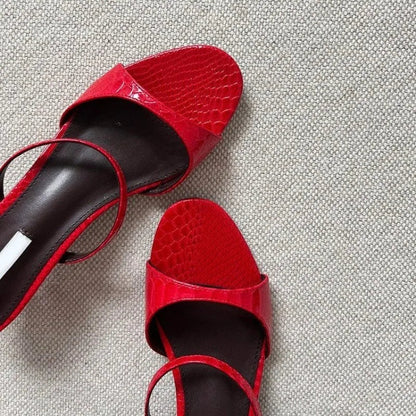 High Heels French Style Exterior 2026 New Summer Minimalist Temperament Fairy Slim Heel Slippers Good Vibrations