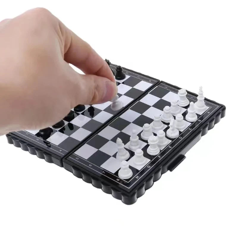 Mini Magnetic  Chess Set  Folding Magnetic Plastic Chessboard Board Game Portable Kid Toy Portable Outdoor Good Vibrations