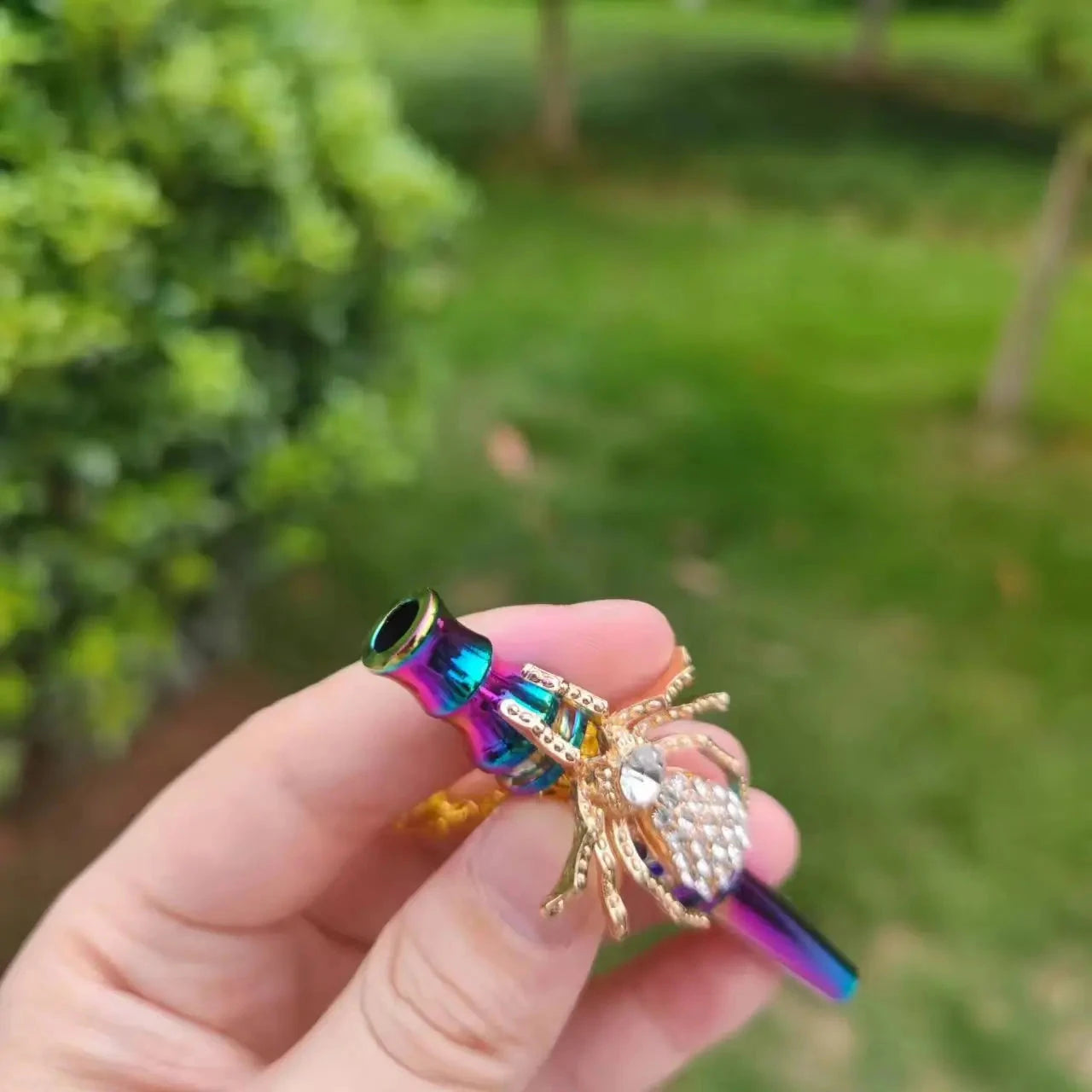 8cm colorful spider shaped metal cigarette holder Good Vibrations Adult Super Store