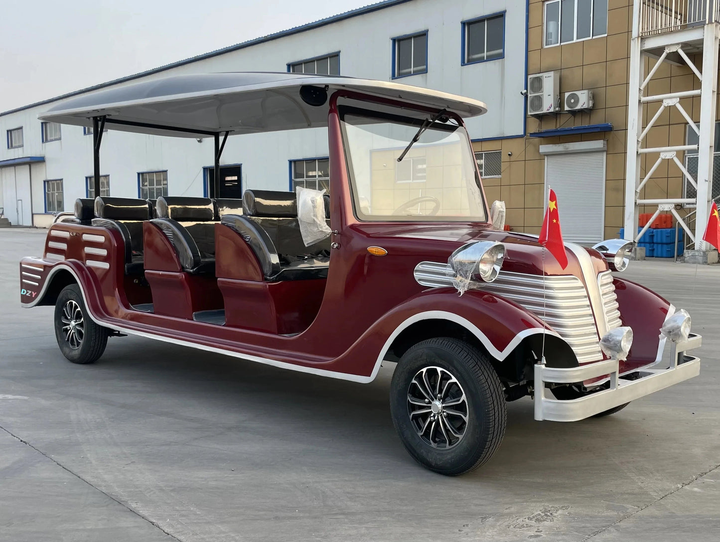 Factory direct sales of electric sightseeing cars, classic vintage cars, golf carts, modern luxury vintage cars Good Vibrations