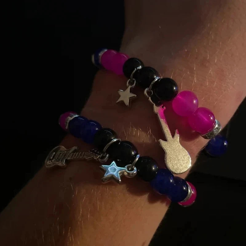 2Pcs/set Fashion Couple Beads Bracelet Tv Girl Matching Bracelets Who Really Cares Album Inspired Bracelets Friends Jewelry Gift Good Vibrations