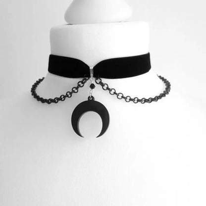 Goth Tattoo Inverted Crescent Stretchy Choker Witch Necklace Punk Jewelry Women Wedding Gift Fashion Statement Chain Pendant Good Vibrations