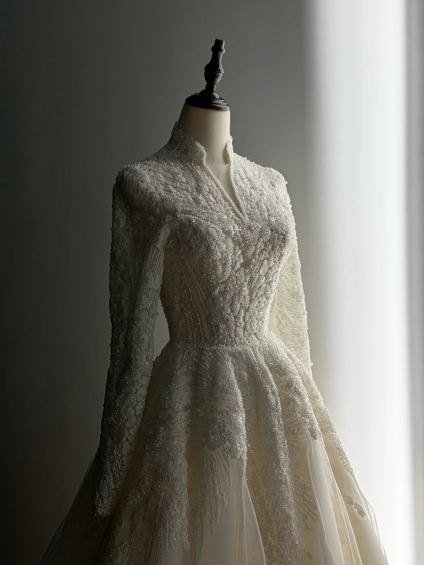 Sharon Said Elegant Luxury Dubai Beading Pearls Long Sleeves V-Neck  Wedding Dress Princess Arabic Bride Dress SW518 Customized Good Vibrations