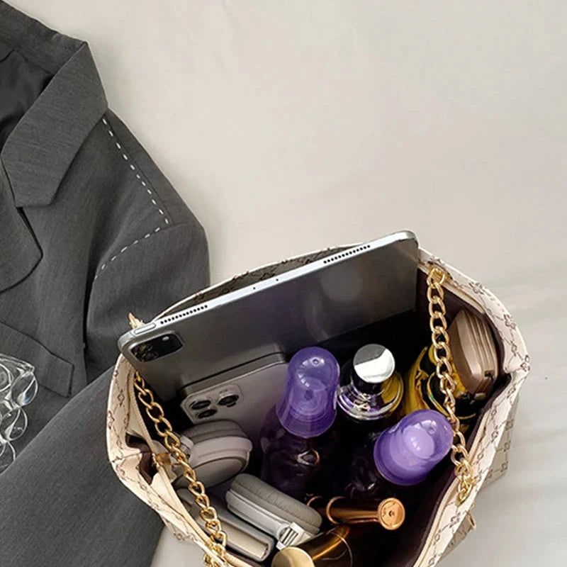 New Presbyopia Handbag Texture Soft Leather Large Capacity Tote Women Bag With Hanging Accessories Shoulder Bag Good Vibrations