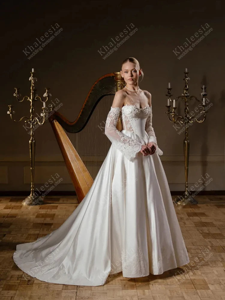 Glamorous Wedding Dresses A Line Satin Bridal Gowns Lace Appliques Strapless Backless Robes Vestidos De Novia Customized 2025 Good Vibrations