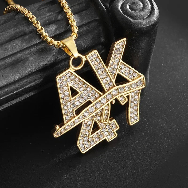 Hip Hop Ice Out Square Crystal S-A-V-A-G-E Letter Pendant Necklace for Men and Women Street One Last Party Trendy Jewelry Gift Good Vibrations