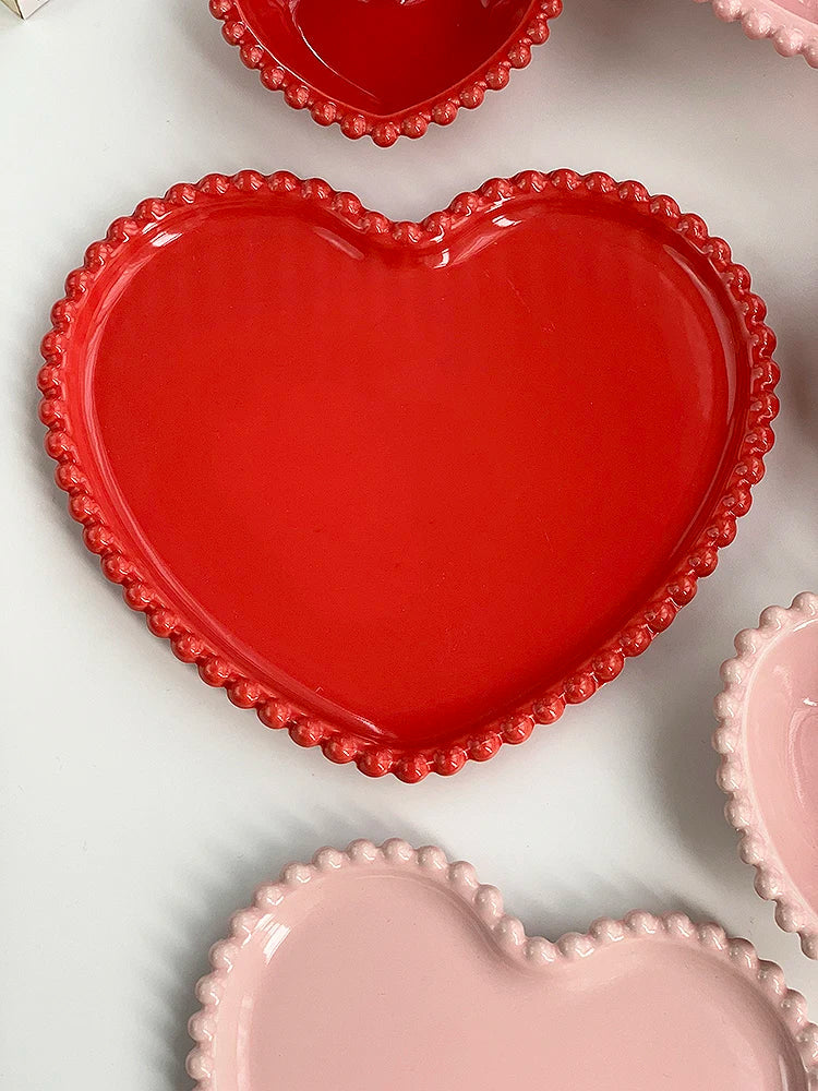 Creative Pink Bead Dots Ceramic Heart Dinner Plate Tableware Home Dessert Cake Plate Porcelain Salad Plate Kitchen Utensils New Good Vibrations