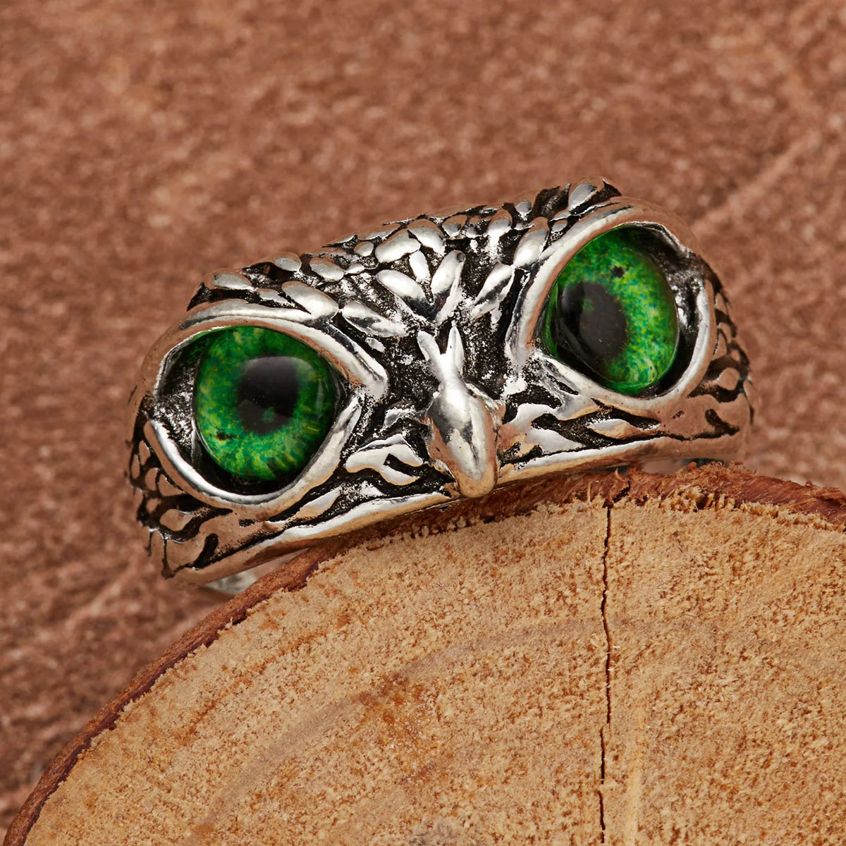 Funny Tongue Out Frog Animal Rings For Men Women Vintage Green Blue Eyes Silver Plated Opening Ring Goth Fashion Party Jewelry Good Vibrations