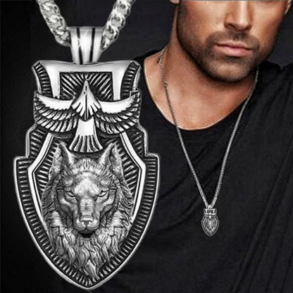 Fashion Men's Wolfhead Necklace Stainless Steel Triangle Pendant Hip Hop Necklaces for Men Punk Animal Jewelry Anniversary Gift Good Vibrations