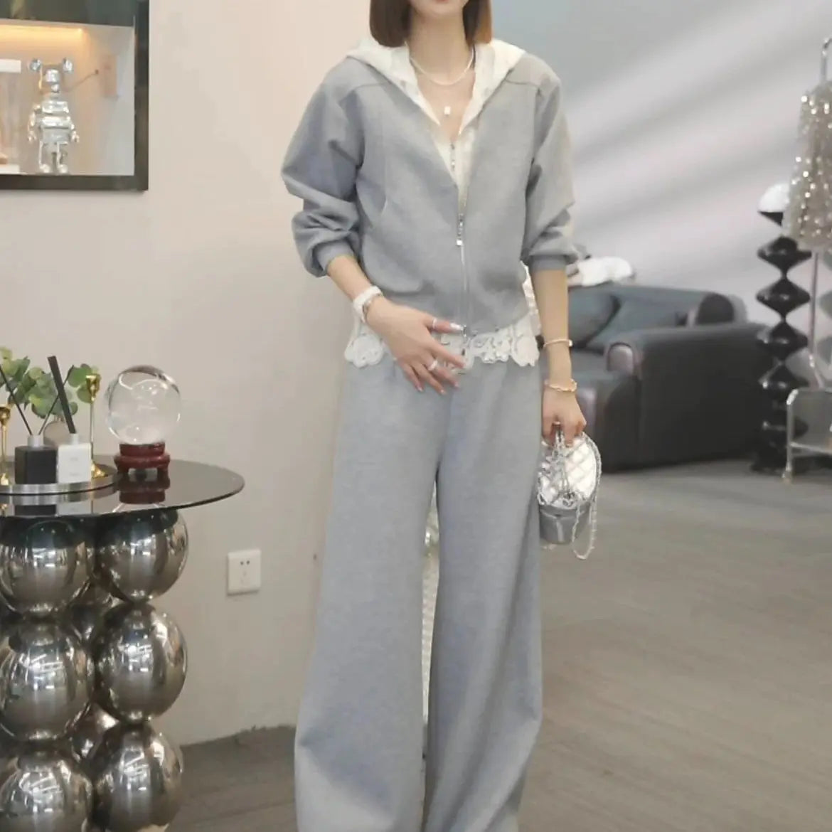 Women's Suit 2025 High-end Splicing Lace Hooded Sweater + Casual Pants Two-piece Set Good Vibrations